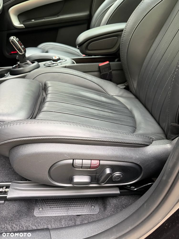 MINI Countryman Cooper SD All4 Essential Trim - 22