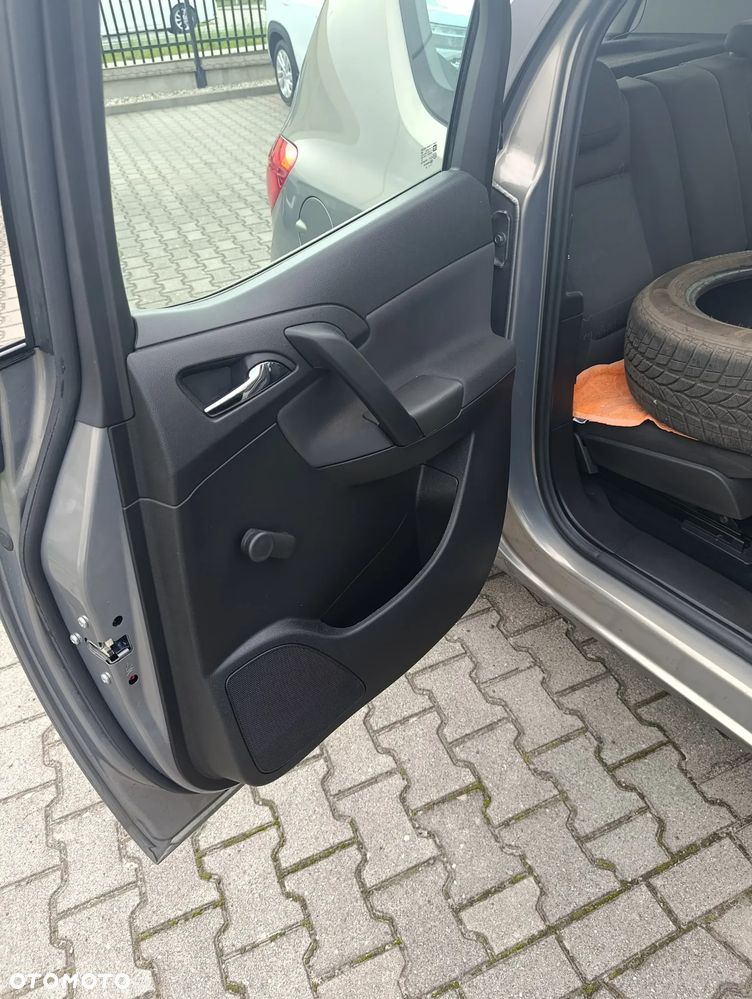 Opel Meriva 1.4 Essentia - 12