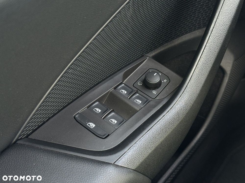 Skoda Octavia 2.0 TDI Ambition DSG - 25