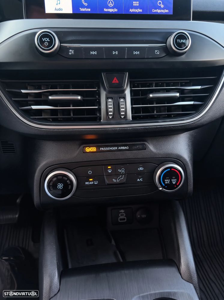Ford Focus - 11