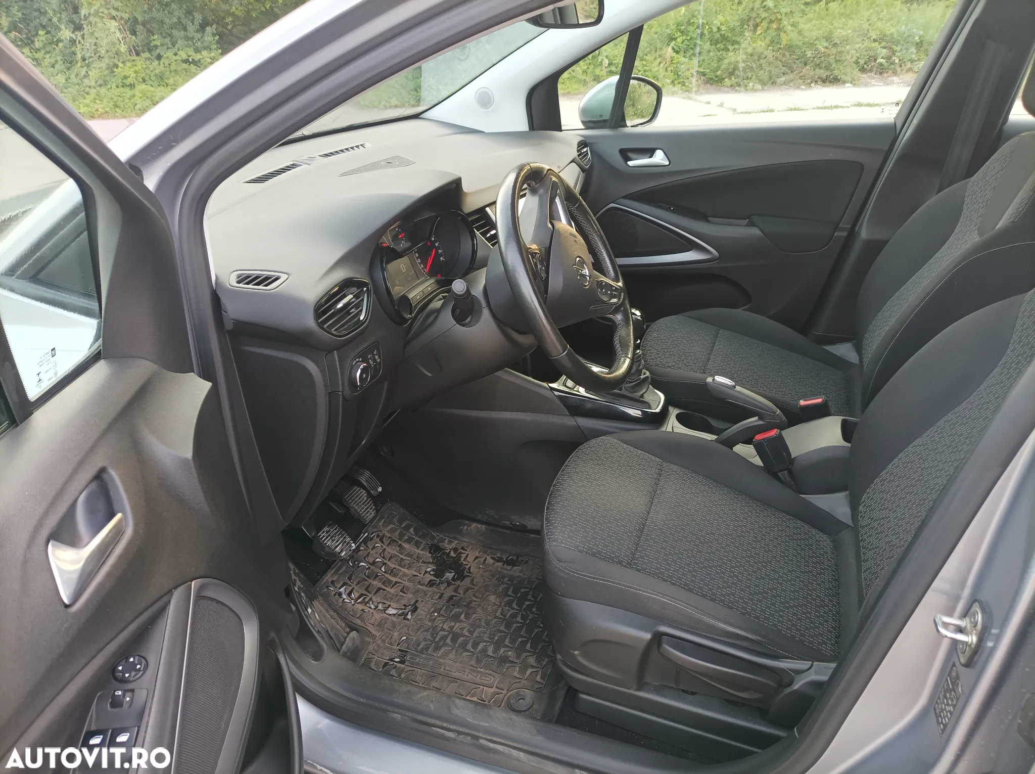 Opel Crossland - 7
