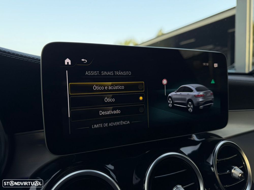 Mercedes-Benz GLC 300 e Coupé 4Matic - 53