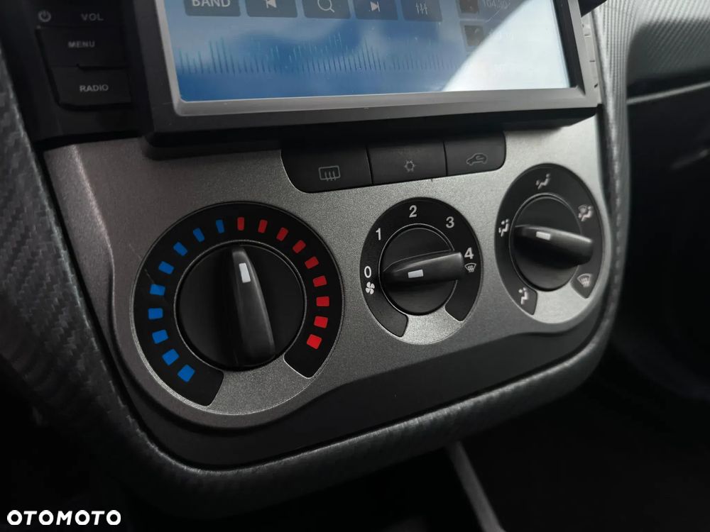 Fiat Punto 1.4 Easy Pakiet Easy Plus S&S - 33
