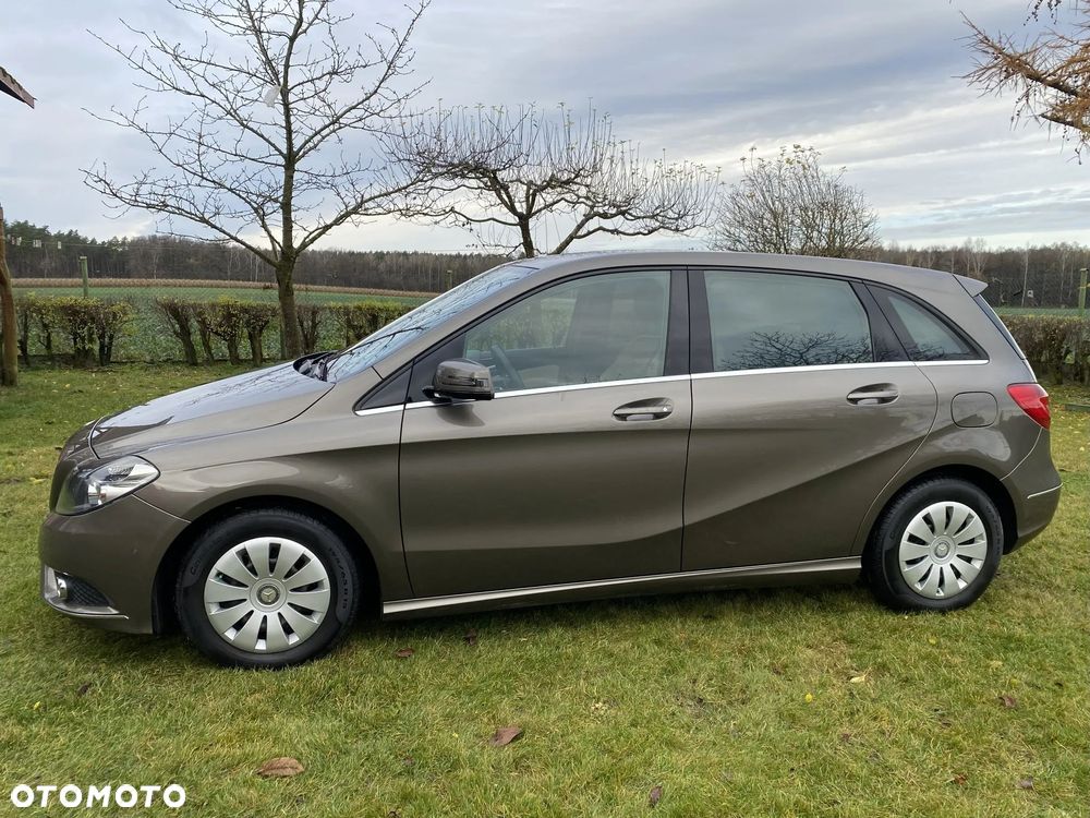 Mercedes-Benz Klasa B 180 7G-DCT - 2