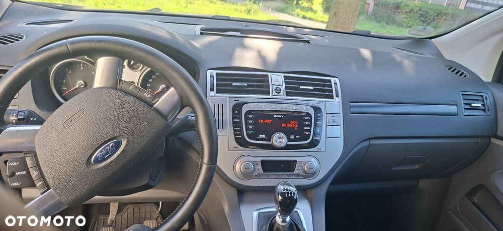 Ford Kuga 2.0 TDCi Titanium - 6