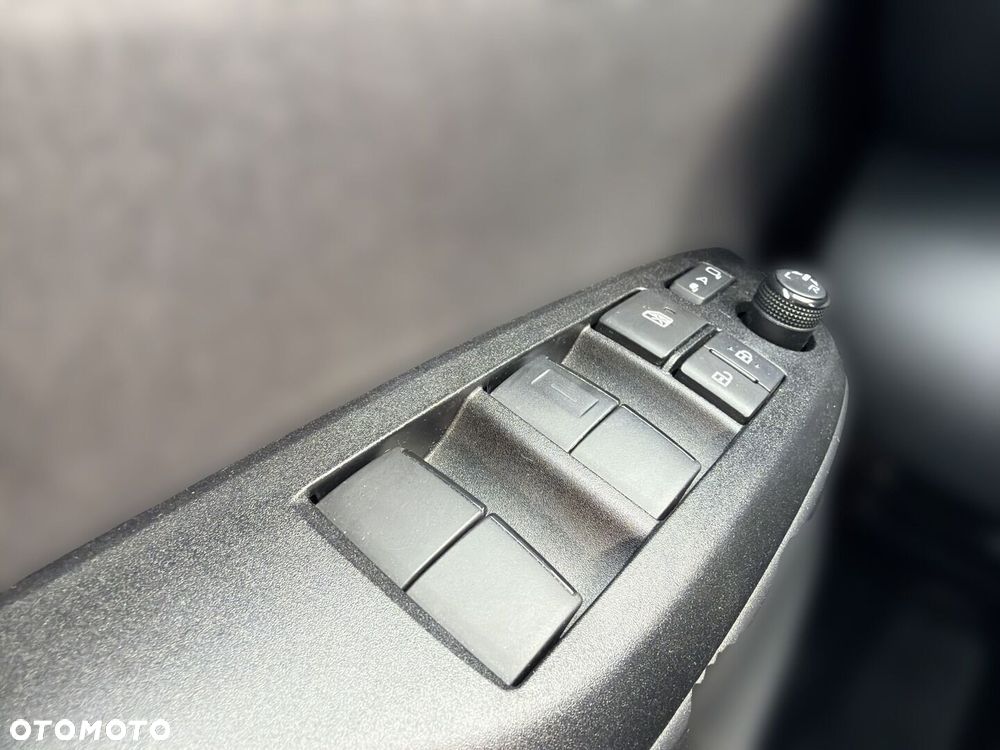 Toyota Yaris Cross Hybrid 1.5 Comfort - 24