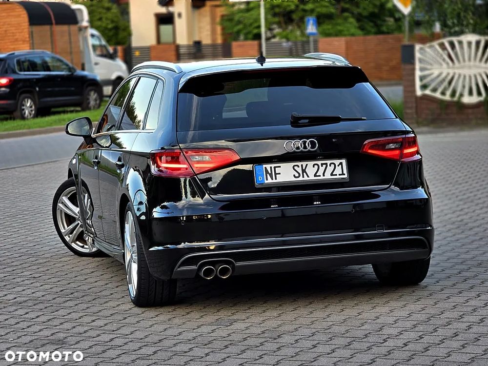 Audi A3 Sportback 2.0 TDI (clean diesel) quattro S tronic S line Sportpaket - 17