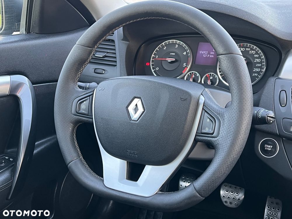 Renault Laguna dCi 180 FAP GT - 24