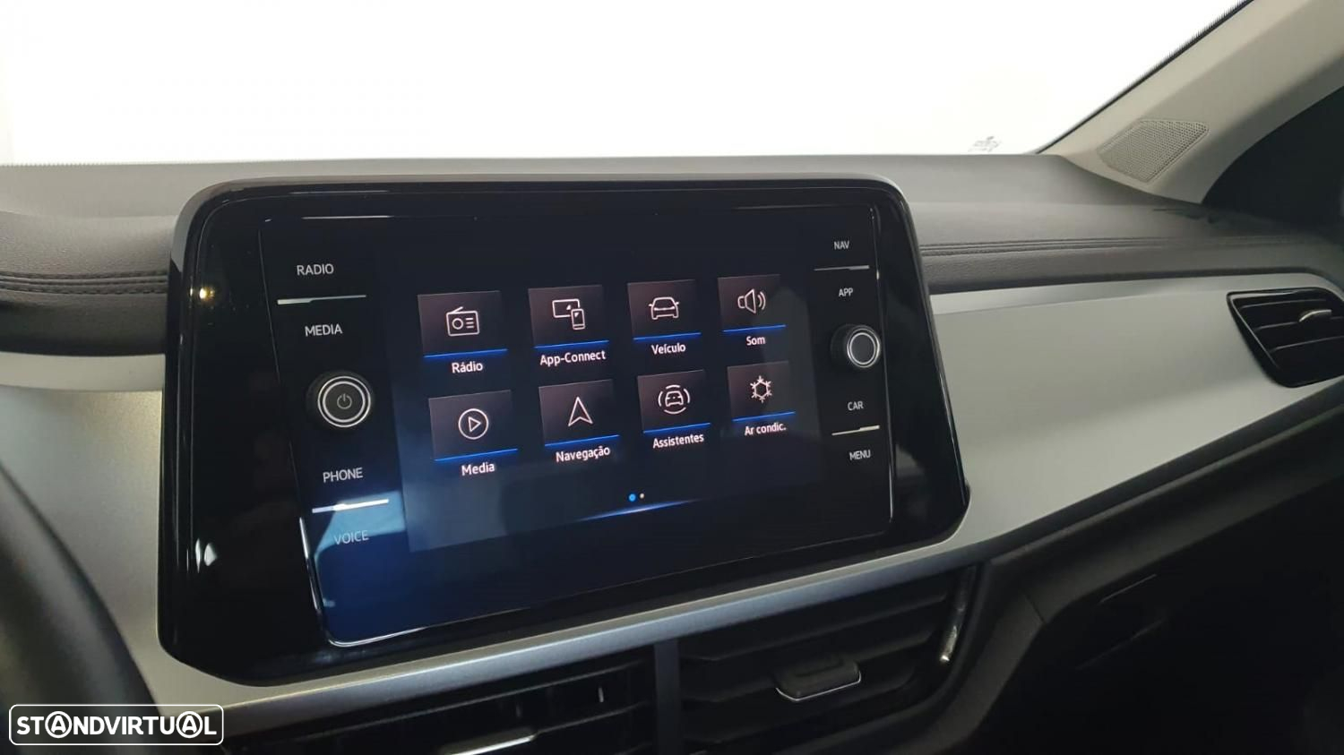 VW T-Roc 1.0 TSI Life - 24