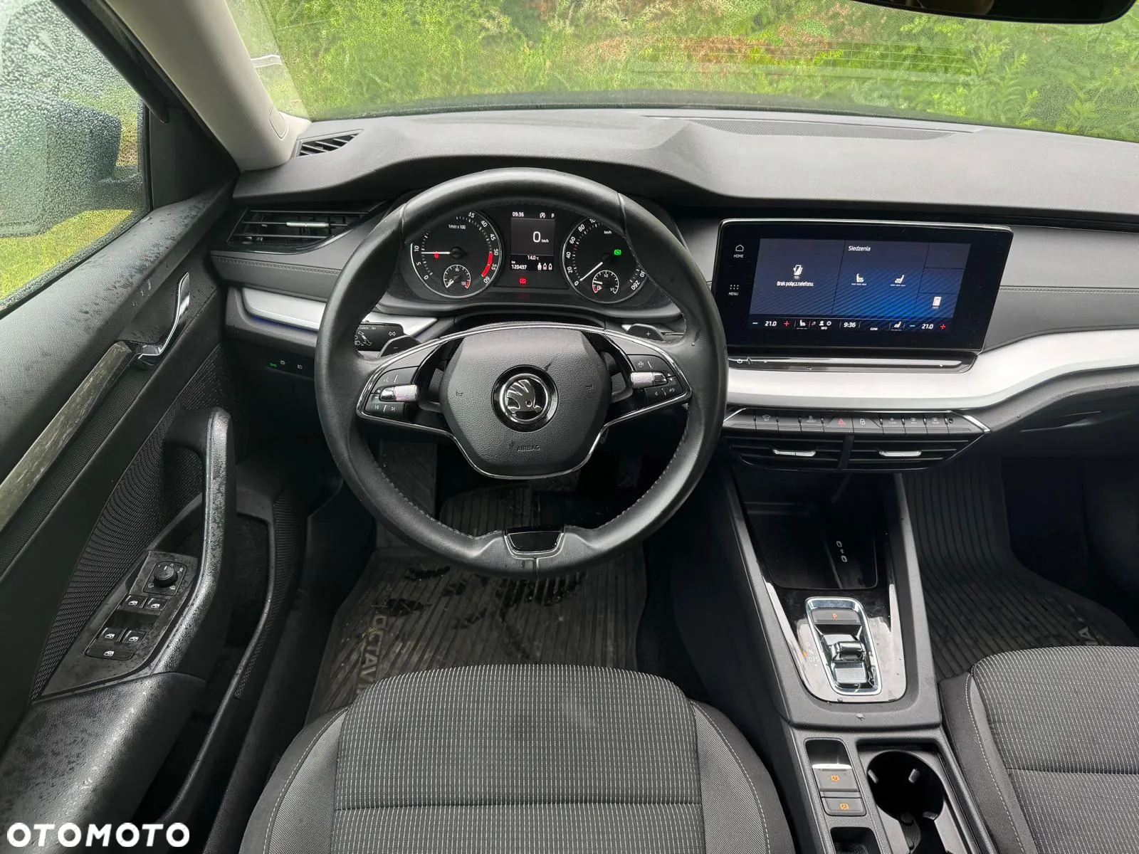Skoda Octavia Combi 2.0 TDI DSG Ambition - 26