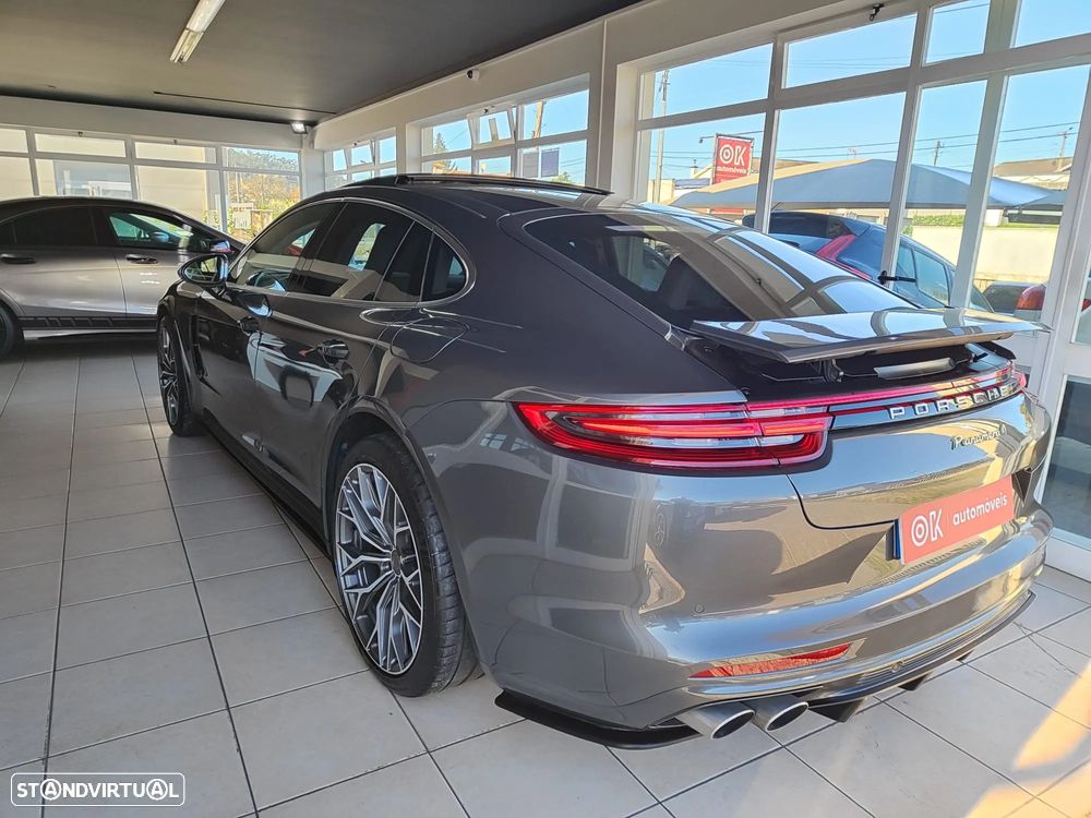 Porsche Panamera 4 E-Hybrid Platinum Edition - 8