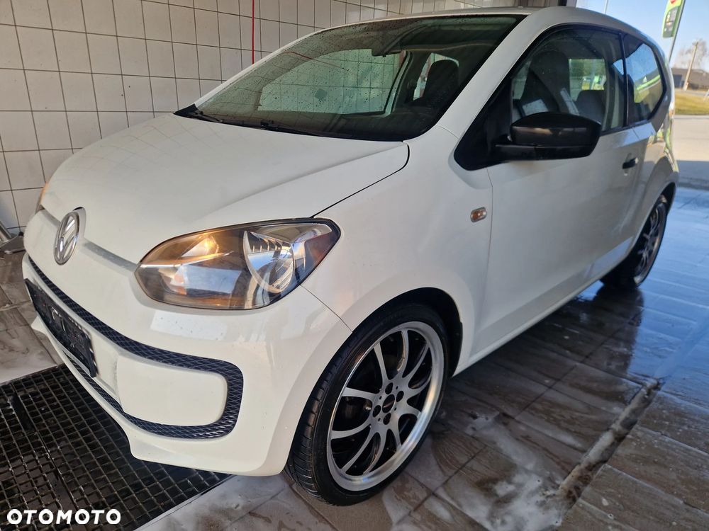Volkswagen up! - 13