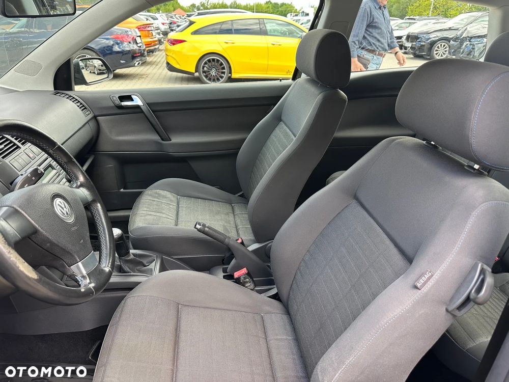 Volkswagen Polo - 10