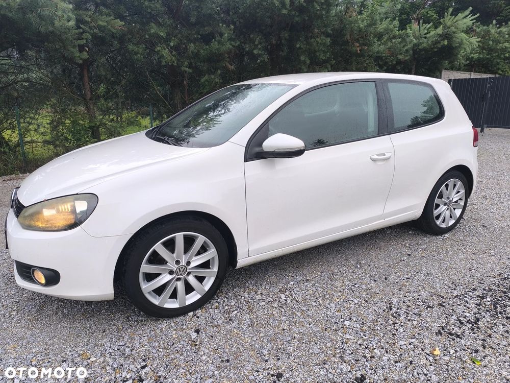 Volkswagen Golf - 10