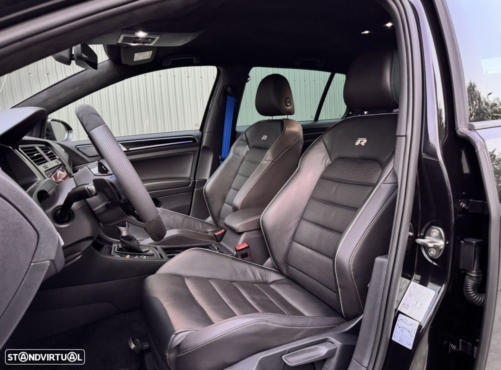 VW Golf R 4Motion (BlueMotion ) DSG - 32