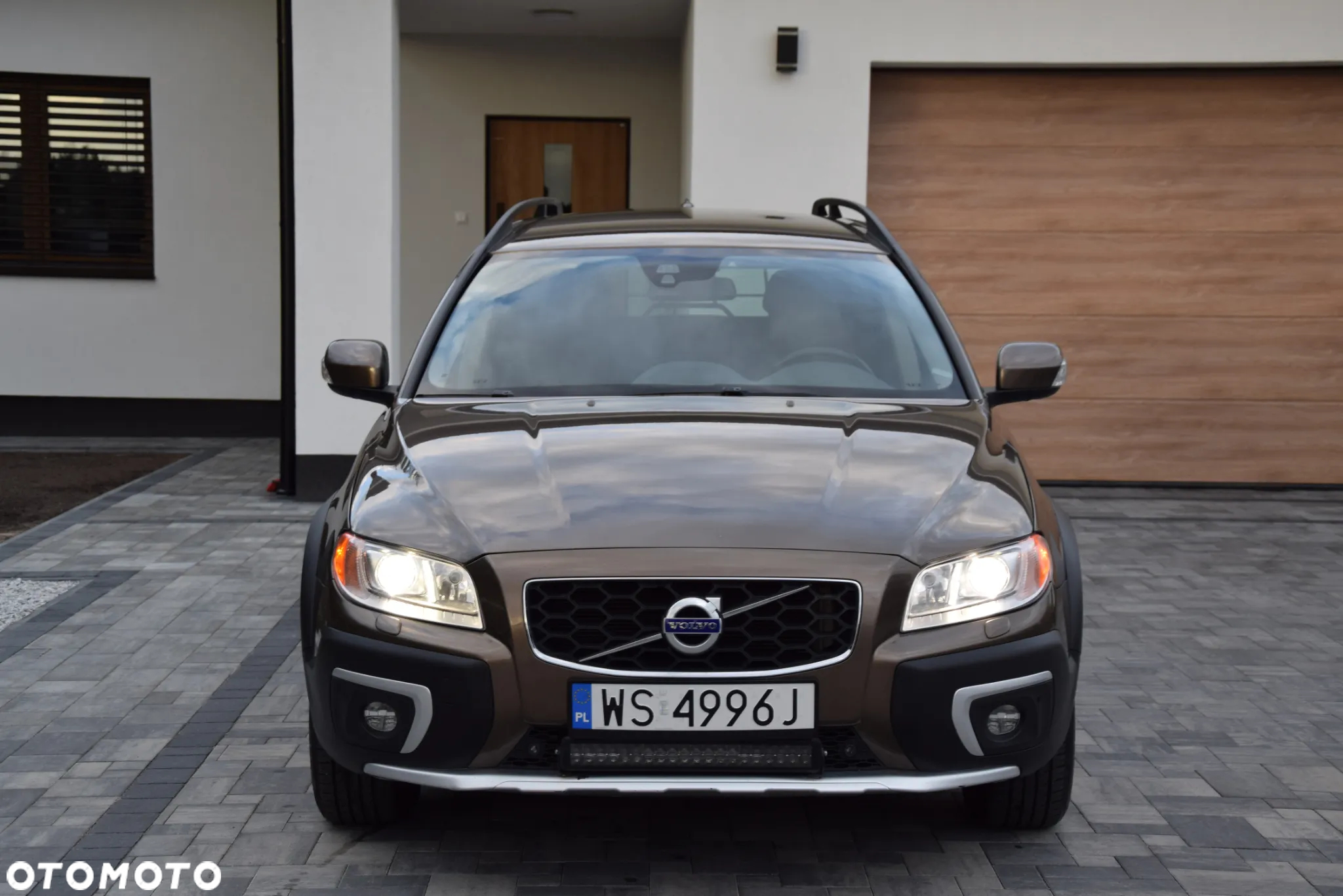 Volvo XC 70 2.4D AWD Momentum - 10
