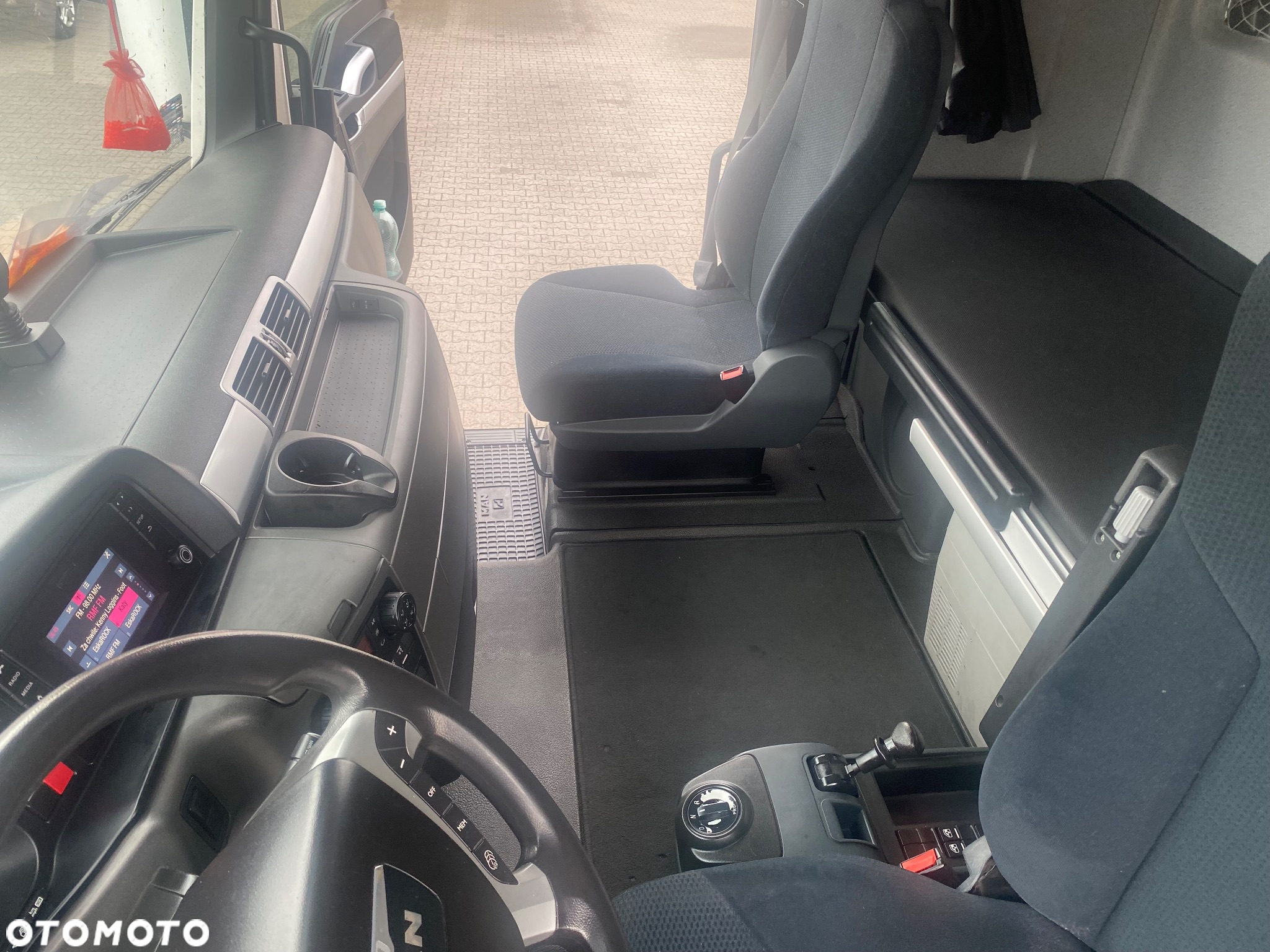 MAN TGX Chłodnia z windą 23ep - 8