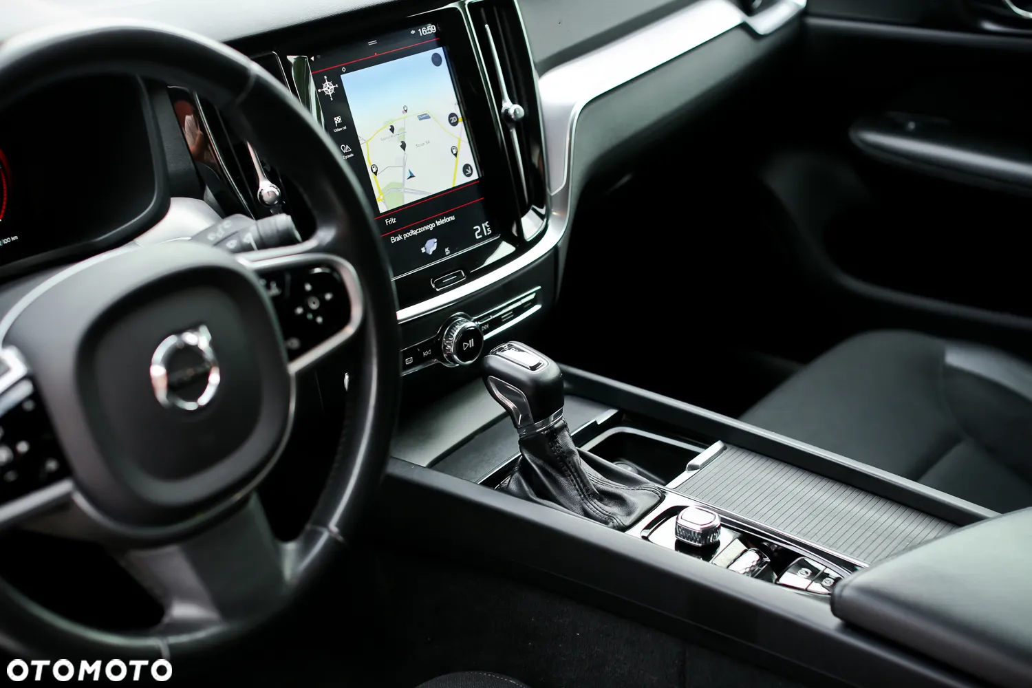 Volvo V60 Cross Country Pro D4 AWD - 26