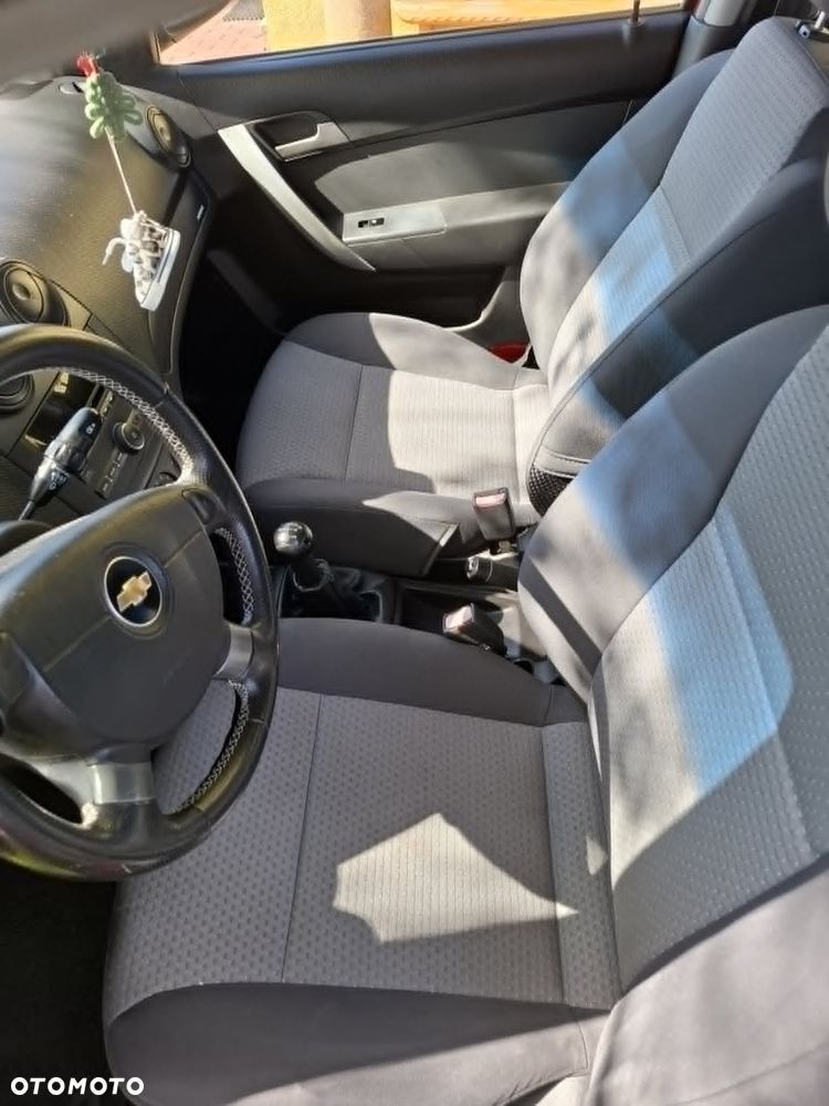 Chevrolet Aveo 1.2 16V Base (air4) - 4