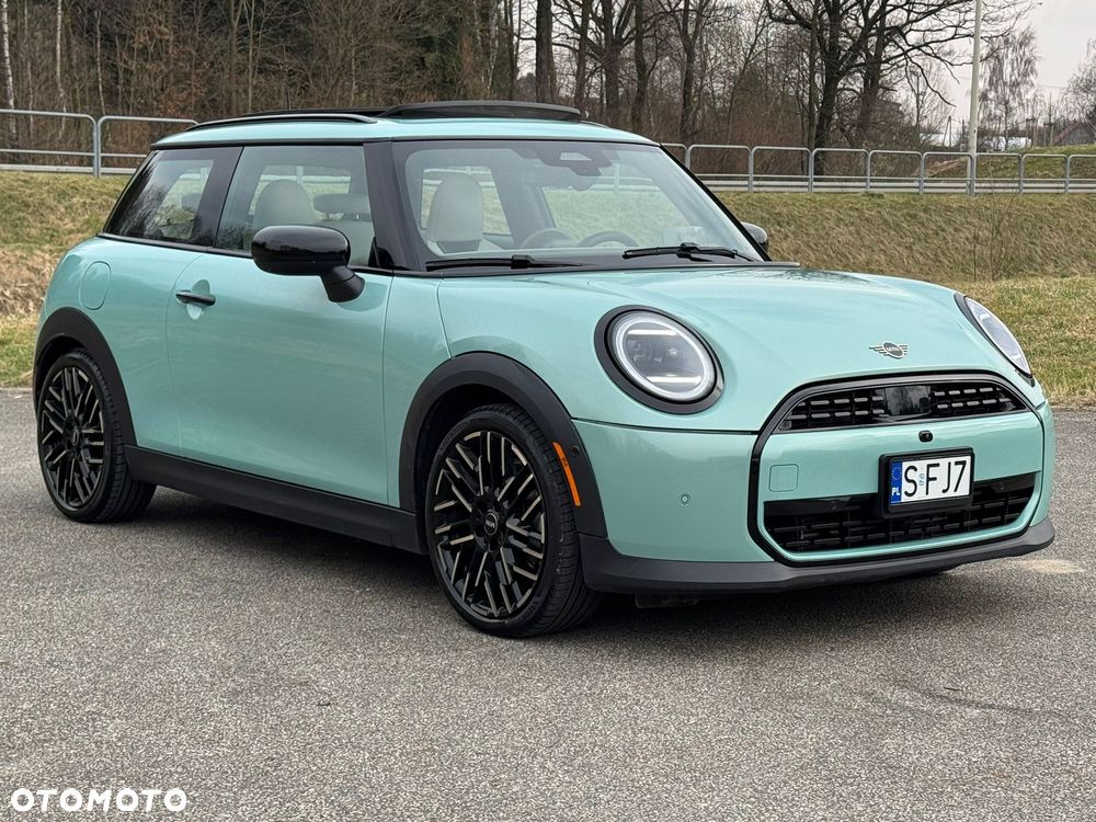 MINI Cooper S Favoured Trim - 9