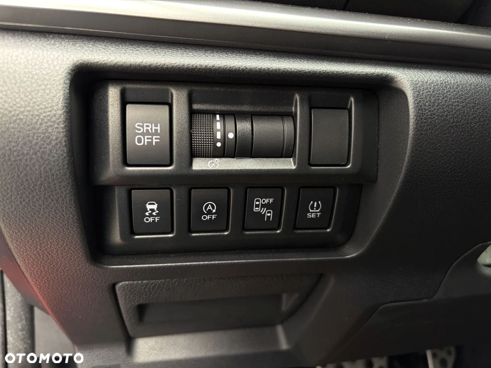 Subaru XV 2.0i Exclusive (EyeSight) Lineartronic - 33