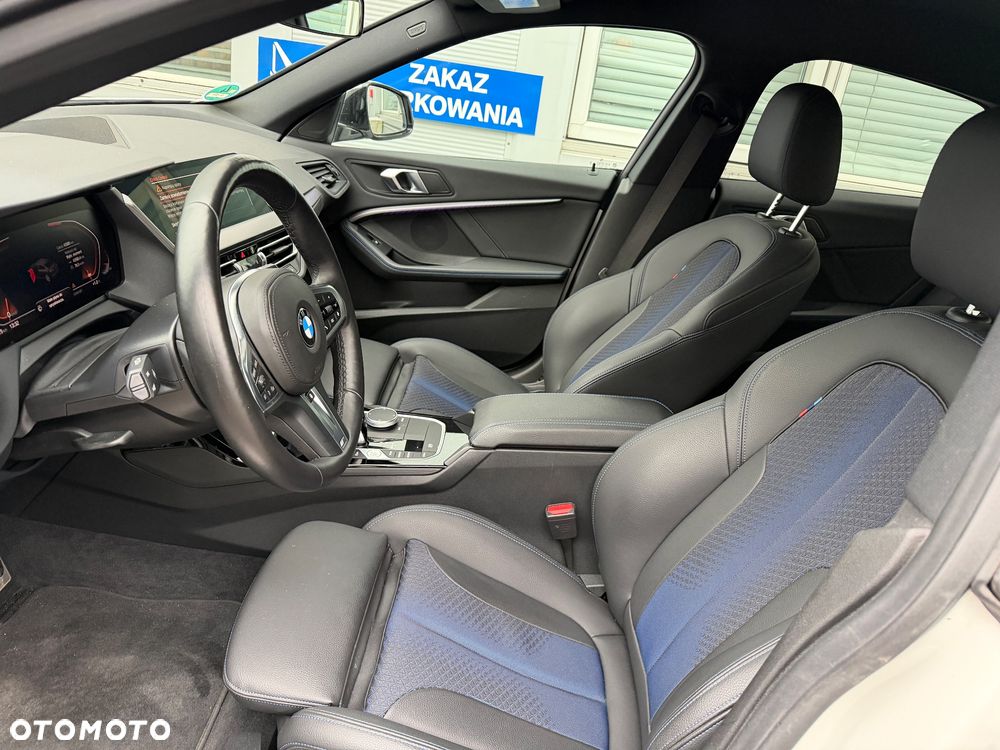 BMW Seria 2 218i M Sport - 17