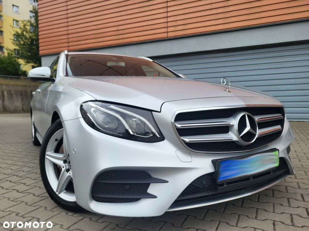 Mercedes-Benz Klasa E 220 d 9G-TRONIC AMG Line - 2
