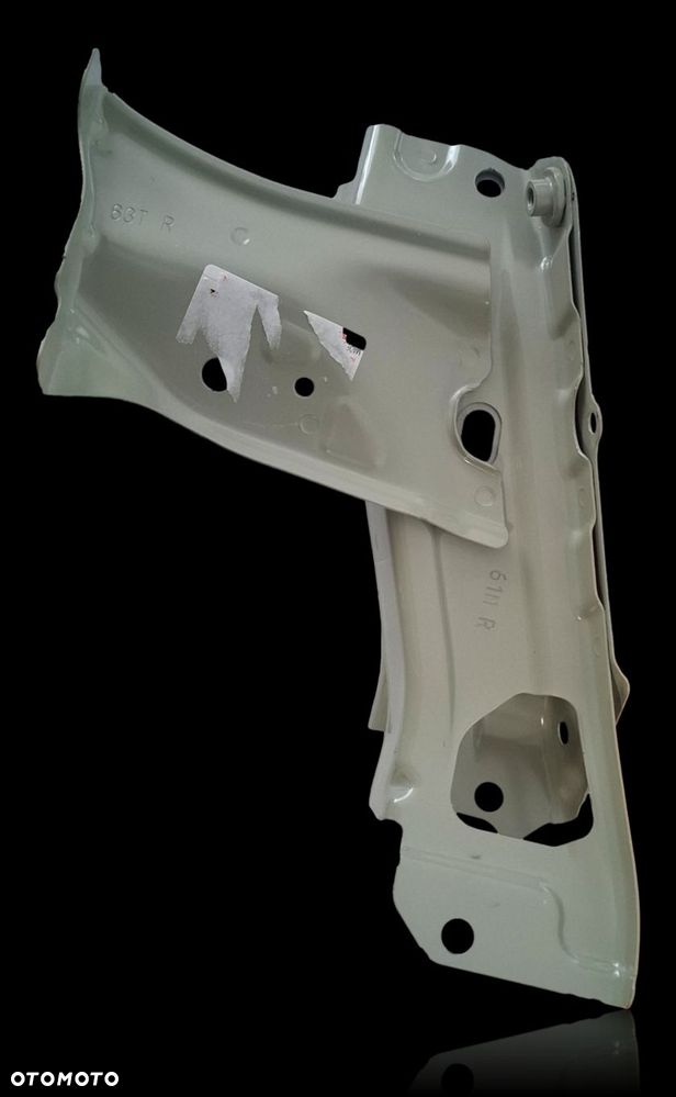 SUZUKI S-CROSS 2022 - ŁĄCZNIK BELEK GÓRA ZDERZAK SUPORT LAMPY PRAWY - 1