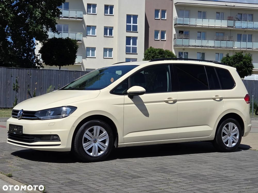 Volkswagen Touran 2.0 TDI SCR DSG Trendline - 15