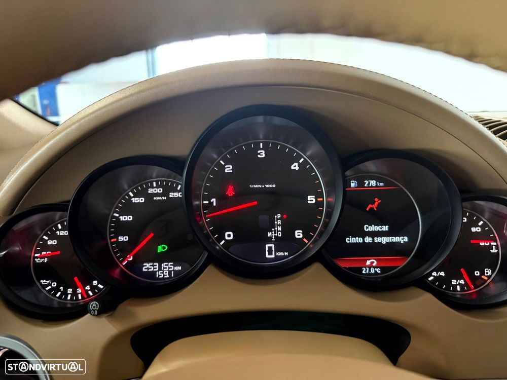 Porsche Cayenne Tiptronic - 30