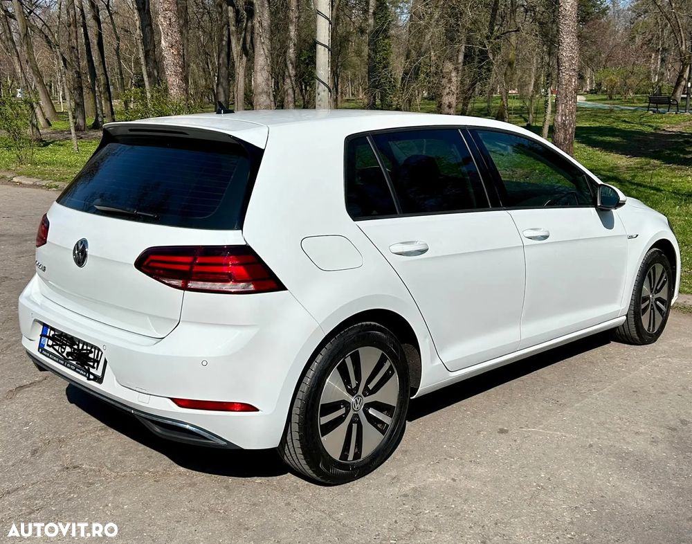 Volkswagen e-Golf - 2
