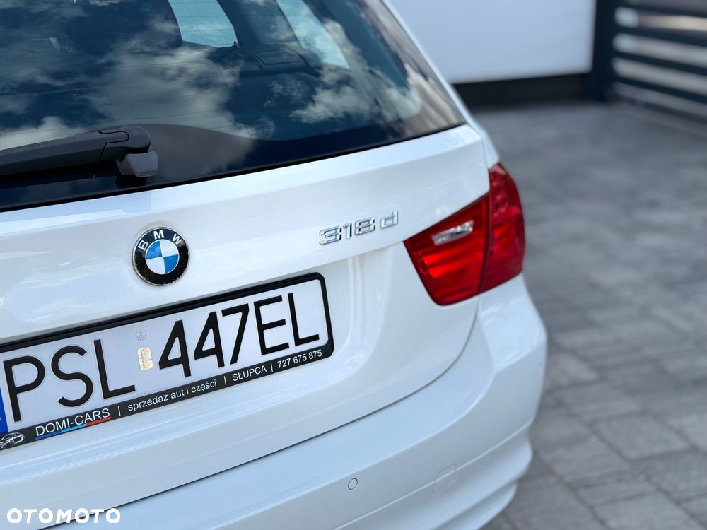 BMW Seria 3 318d DPF - 20