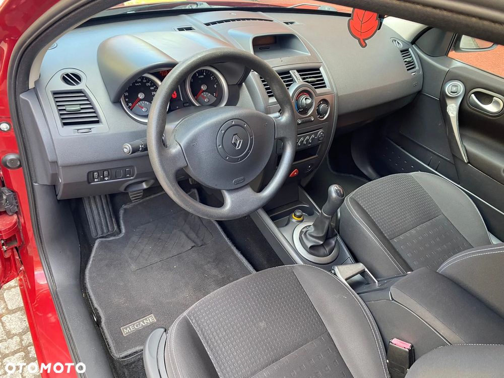 Renault Megane - 24