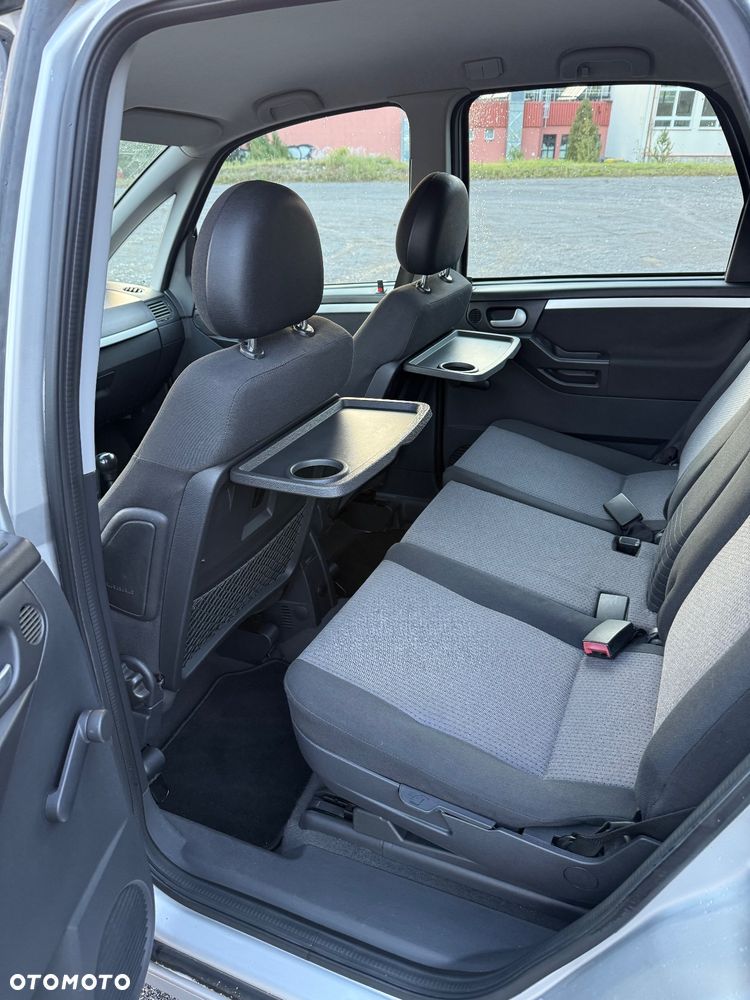 Opel Meriva 1.6 16V Essentia - 29