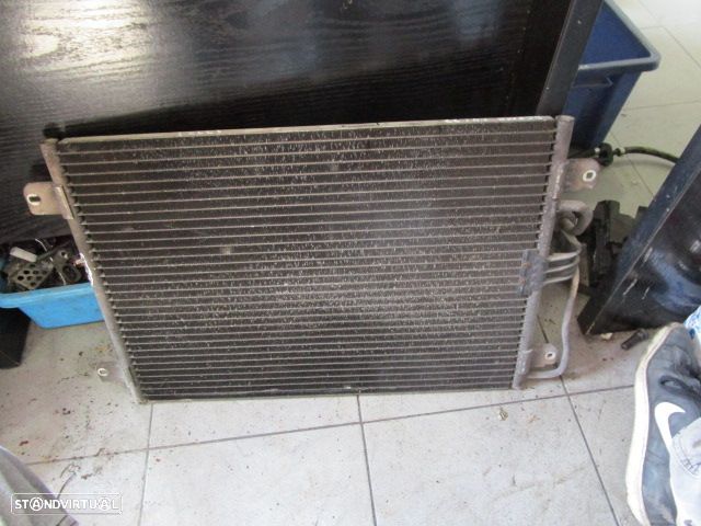 Radiador AC 7700432392 RENAULT SCENIC 1999 1.4I USADO RENAULT SCENIC 1999 1.9DTI - 3