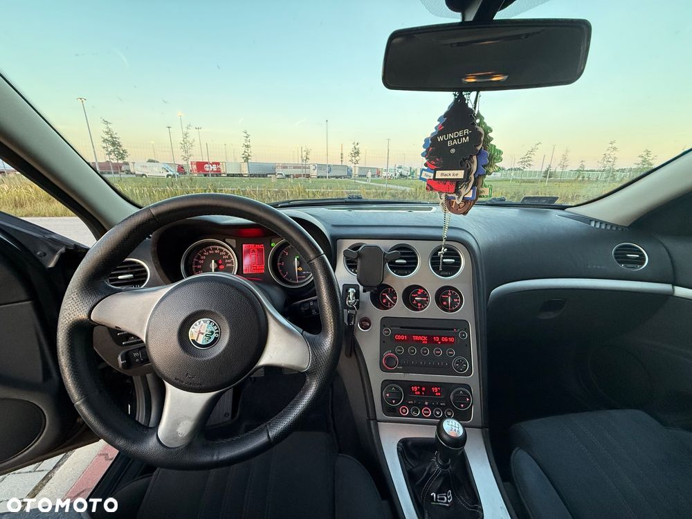 Alfa Romeo 159 - 8