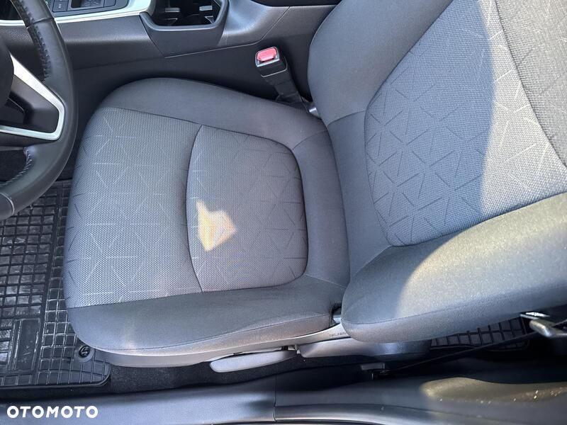 Toyota RAV4 - 18