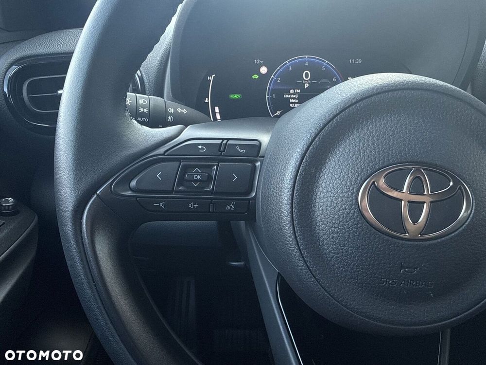 Toyota Yaris Cross Hybrid 1.5 Style - 24