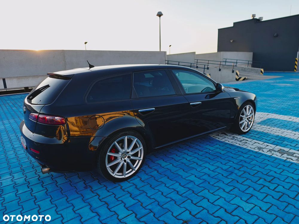 Alfa Romeo 159 1.9 JTDM 8V DPF Distinctive - 26