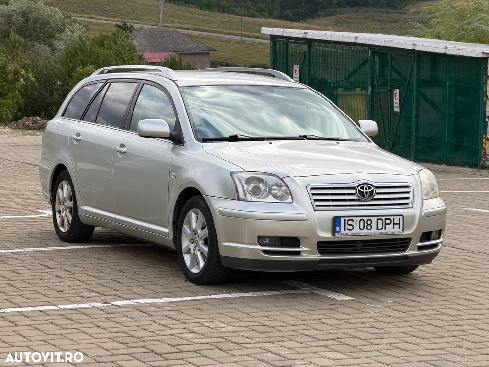 Toyota Avensis - 6