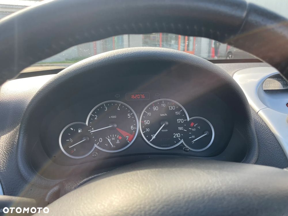 Peugeot 206 CC 1.6 Euro4 - 6