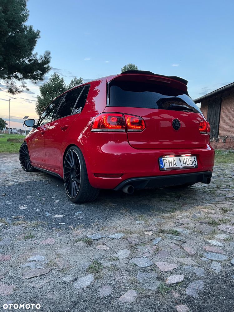 Volkswagen Golf 2011 photo 5