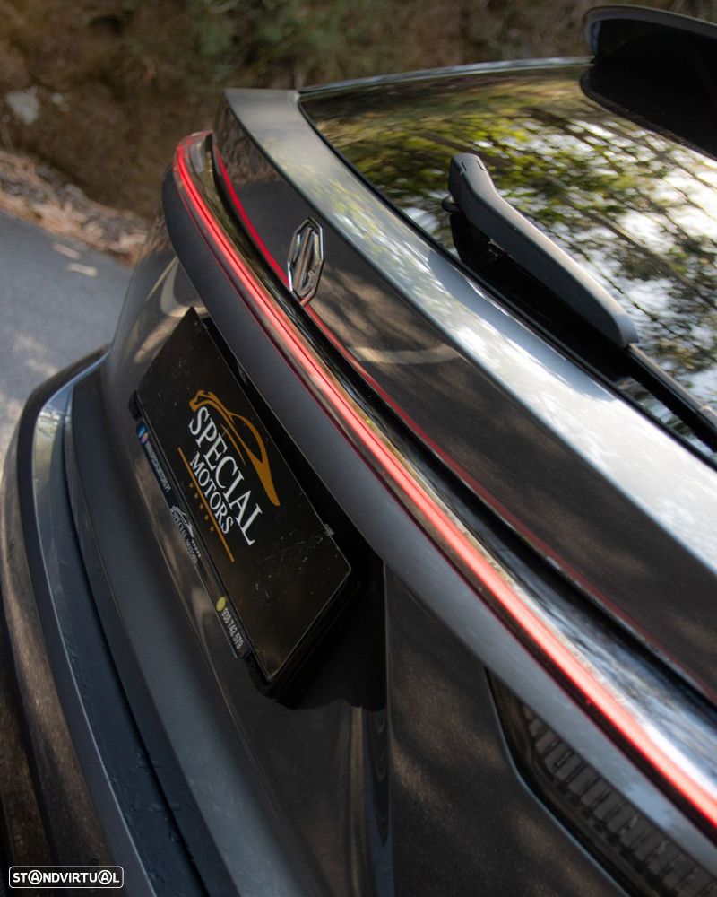 MG EHS 1.5 T-GDI Plug-in Hybrid Comfort - 24