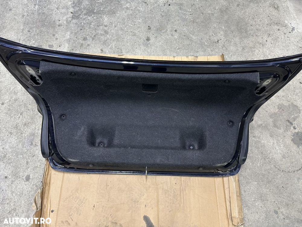 Capota portbagaj BMW seria 5 G30 an 2018 cu ornamente, broasca si camera culoare schwartz metalic - 6