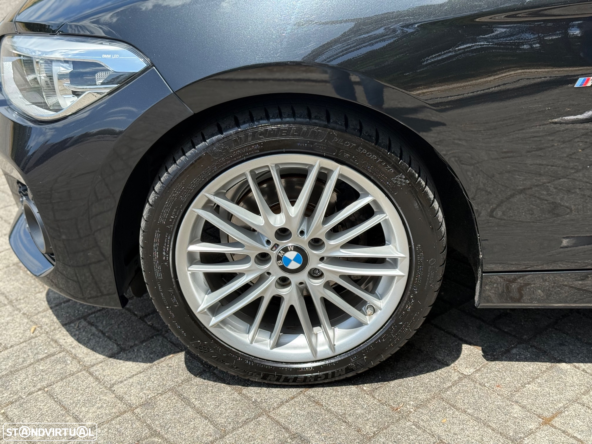 BMW 116 d Pack M - 32