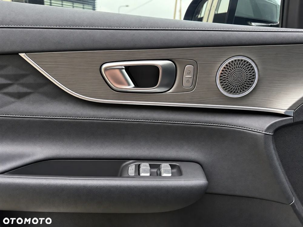 Chery Tiggo 8 1.5 T-GDI Super Hybrid Comfort DCT - 17