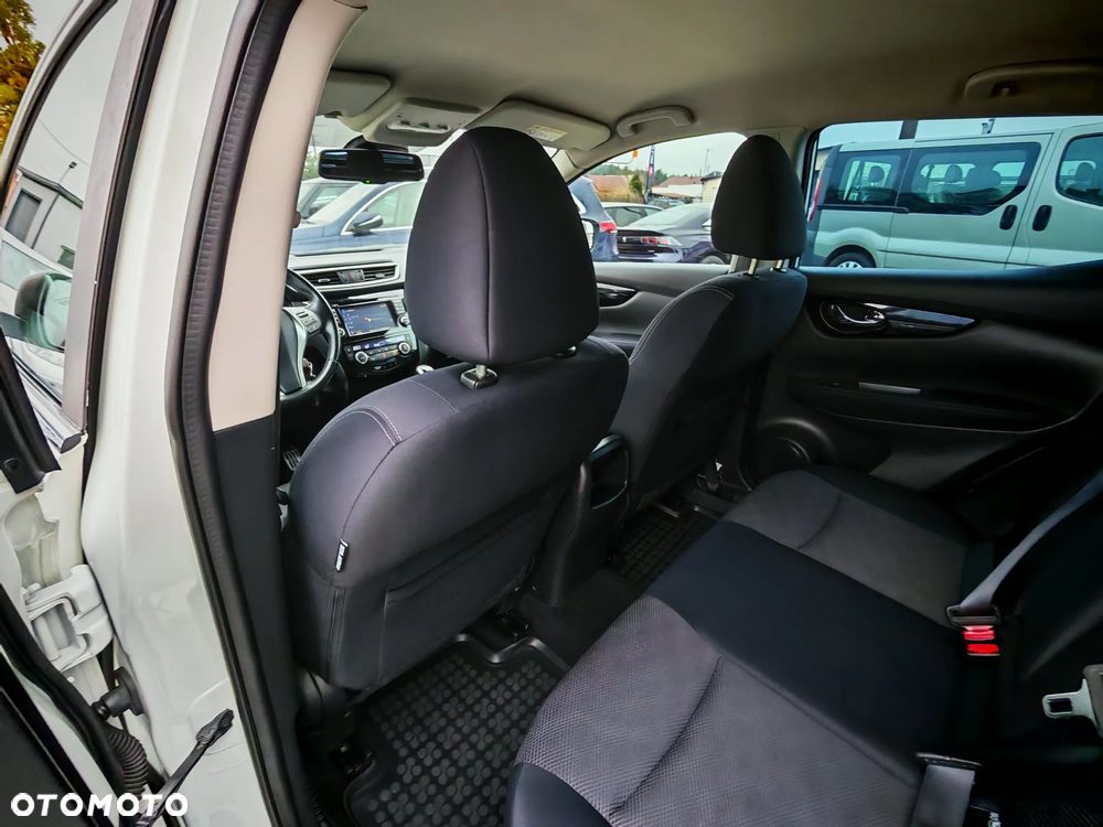 Nissan Qashqai 1.6 dCi DPF Start/Stop acenta - 19