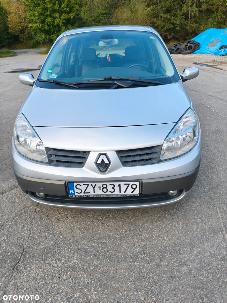 Renault Scenic 1.6 16V Confort Expression - 3