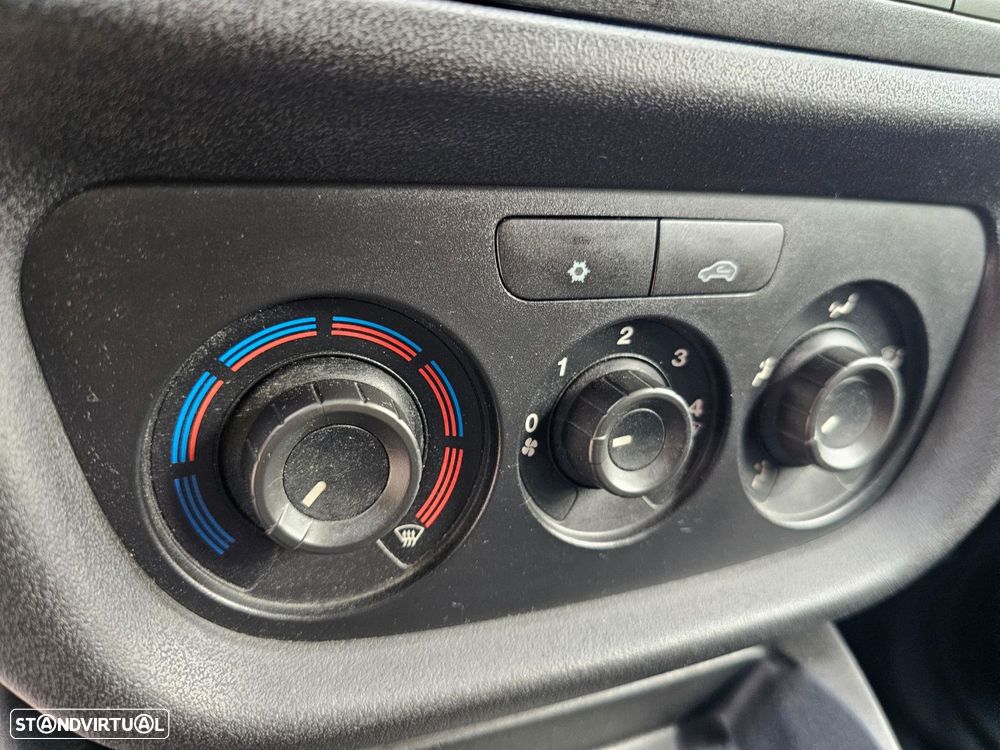 Fiat Doblo 1.3 MJ Easy 3L - 7