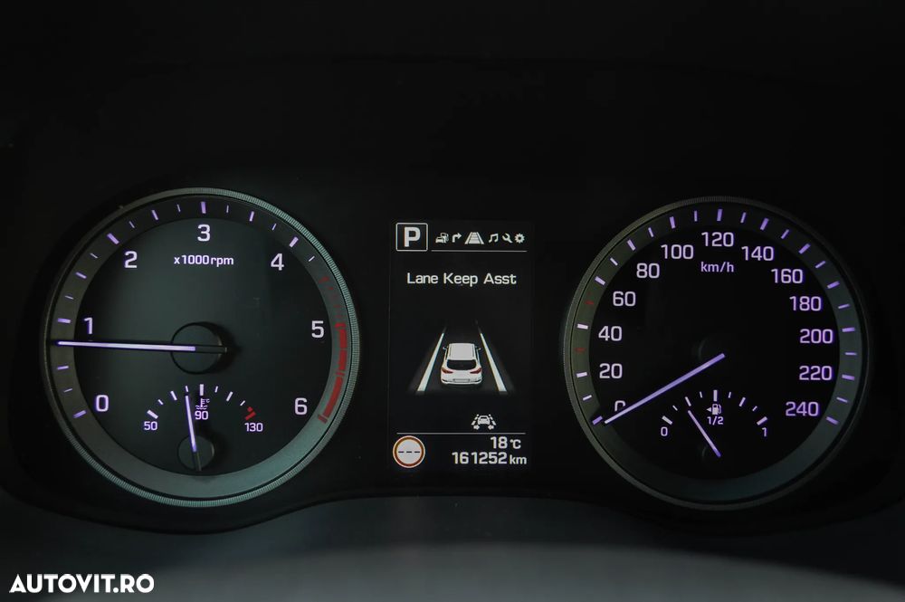 Hyundai Tucson blue 1.7 CRDi 2WD DCT Passion - 6